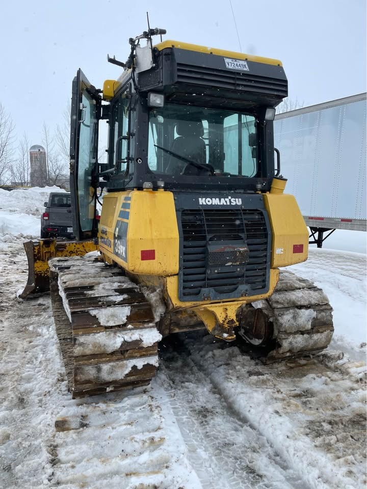 2010-komatsu-d39-px